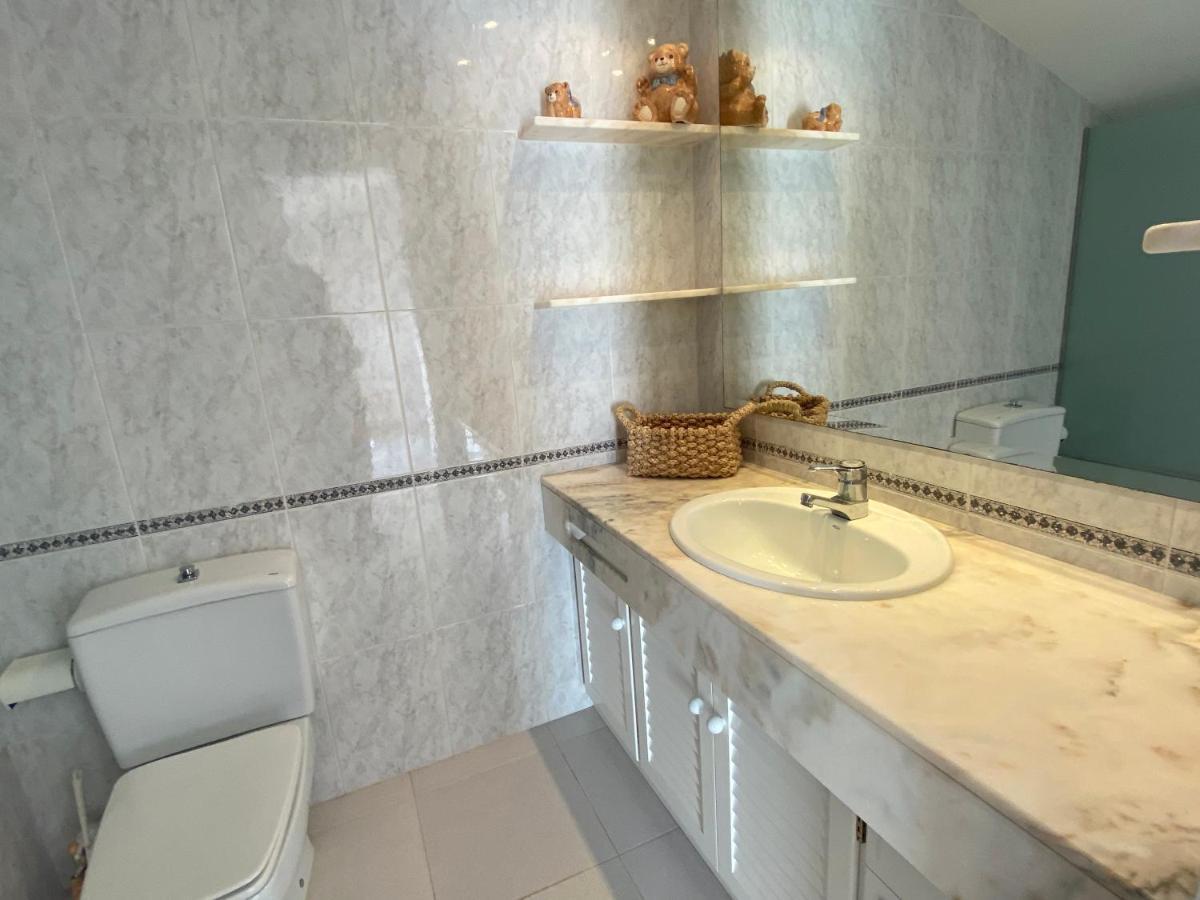 カレリャ・デ・パラフルジェリBlau_Bonito Duplex Con Terrazaアパートメント エクステリア 写真